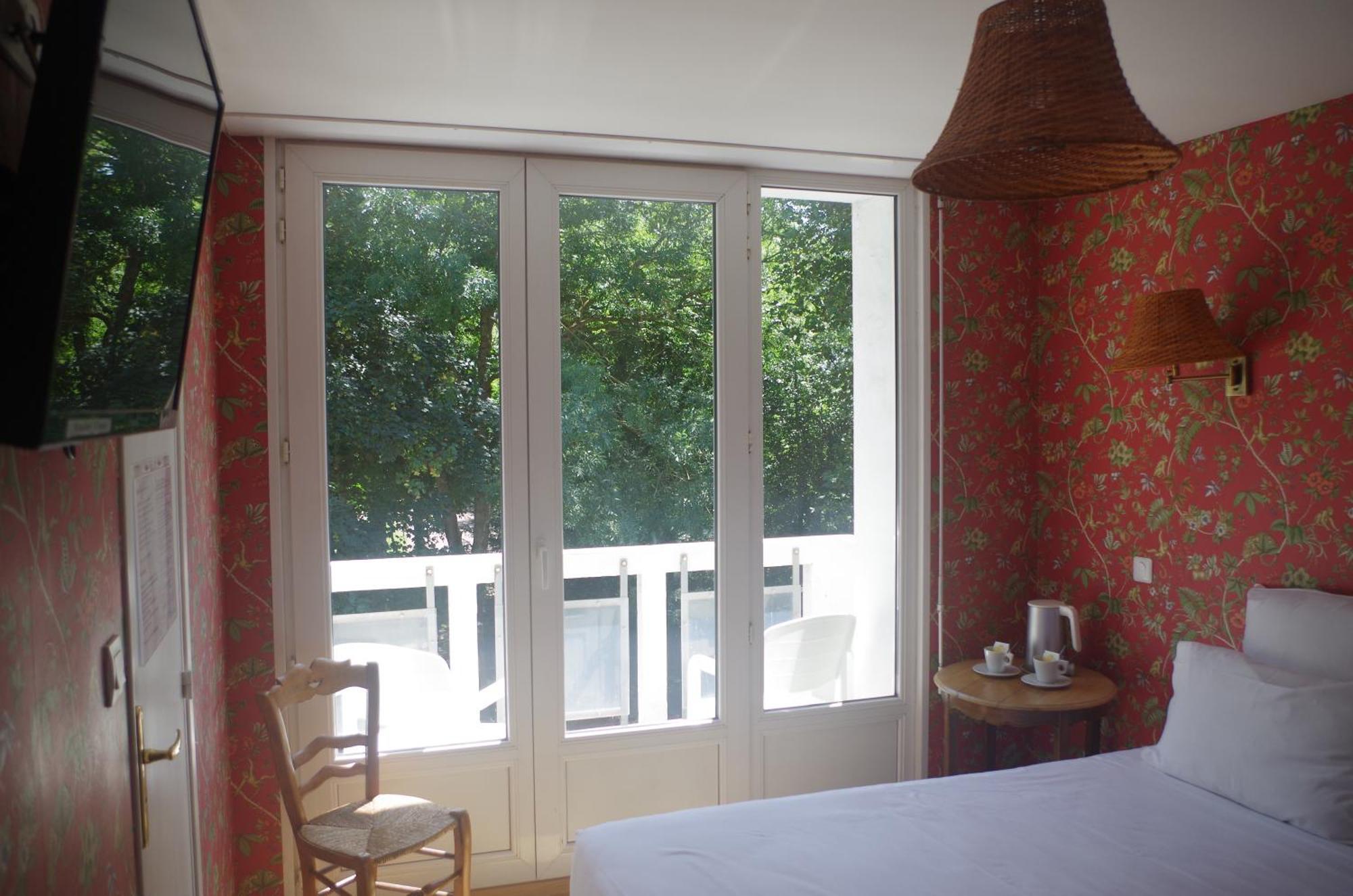 Hotel Richelieu Кале Екстериор снимка