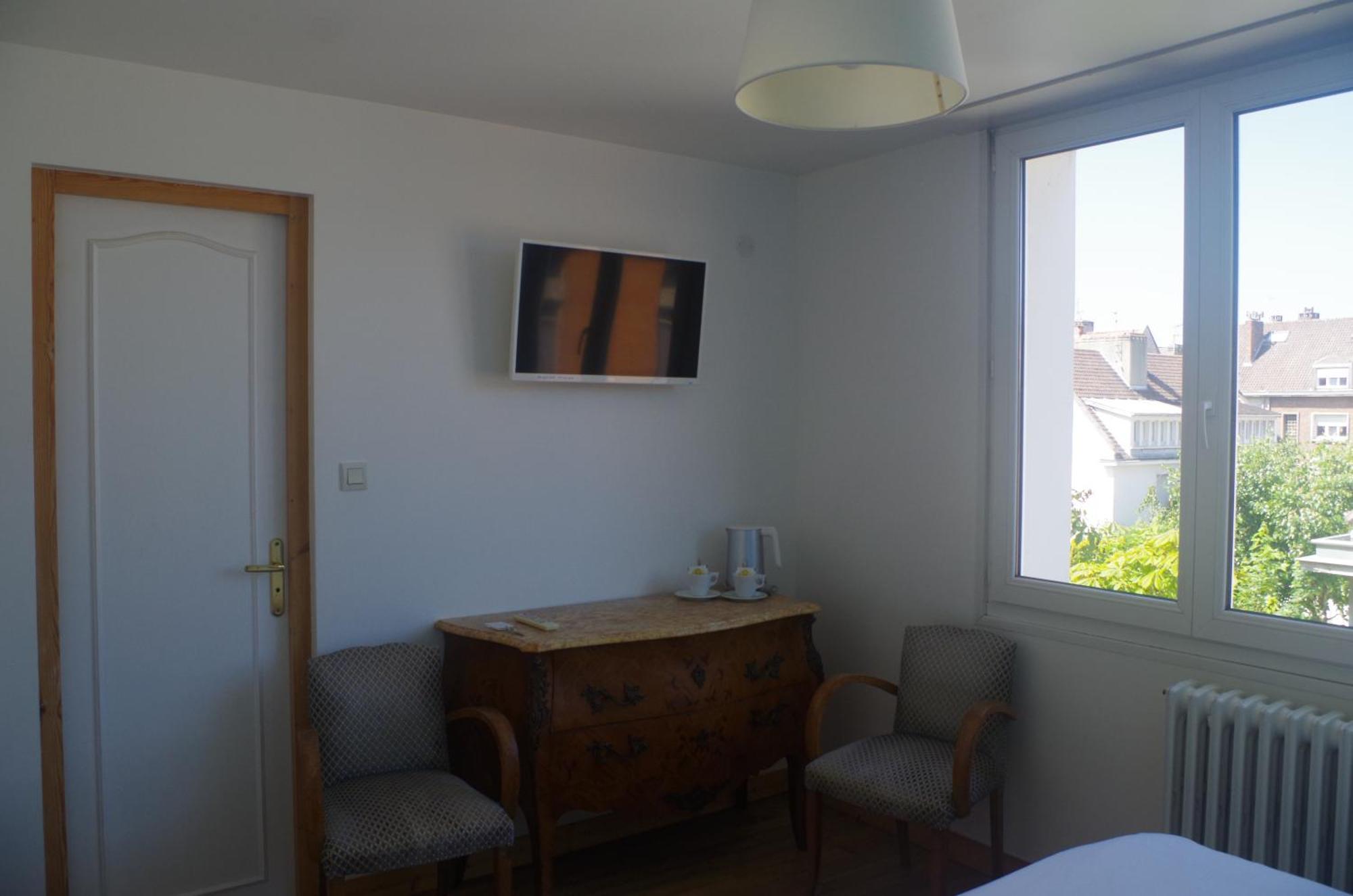 Hotel Richelieu Кале Екстериор снимка